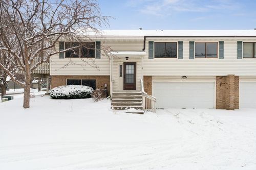 11828 Vintage Street Nw, COON RAPIDS, MN, 55433 | Card Image