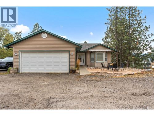 4666 Grandview Flats Road N, Spallumcheen, BC, V4Y0P7 | Card Image