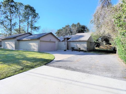 604 Golfview Drive, Richmond, TX, 77469 | Card Image