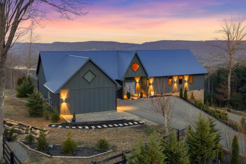 181 Sky High Trl, Dunlap, TN, 37327-5529 | Card Image