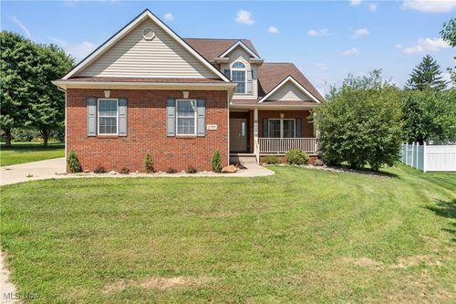 2760 Relda Cir Sw, Massillon, OH, 44647-7395 | Card Image
