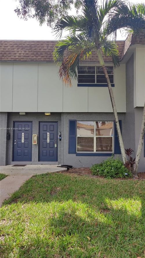 4816-4816 Nw 9th Dr, Plantation, FL, 33317-1424 | Card Image