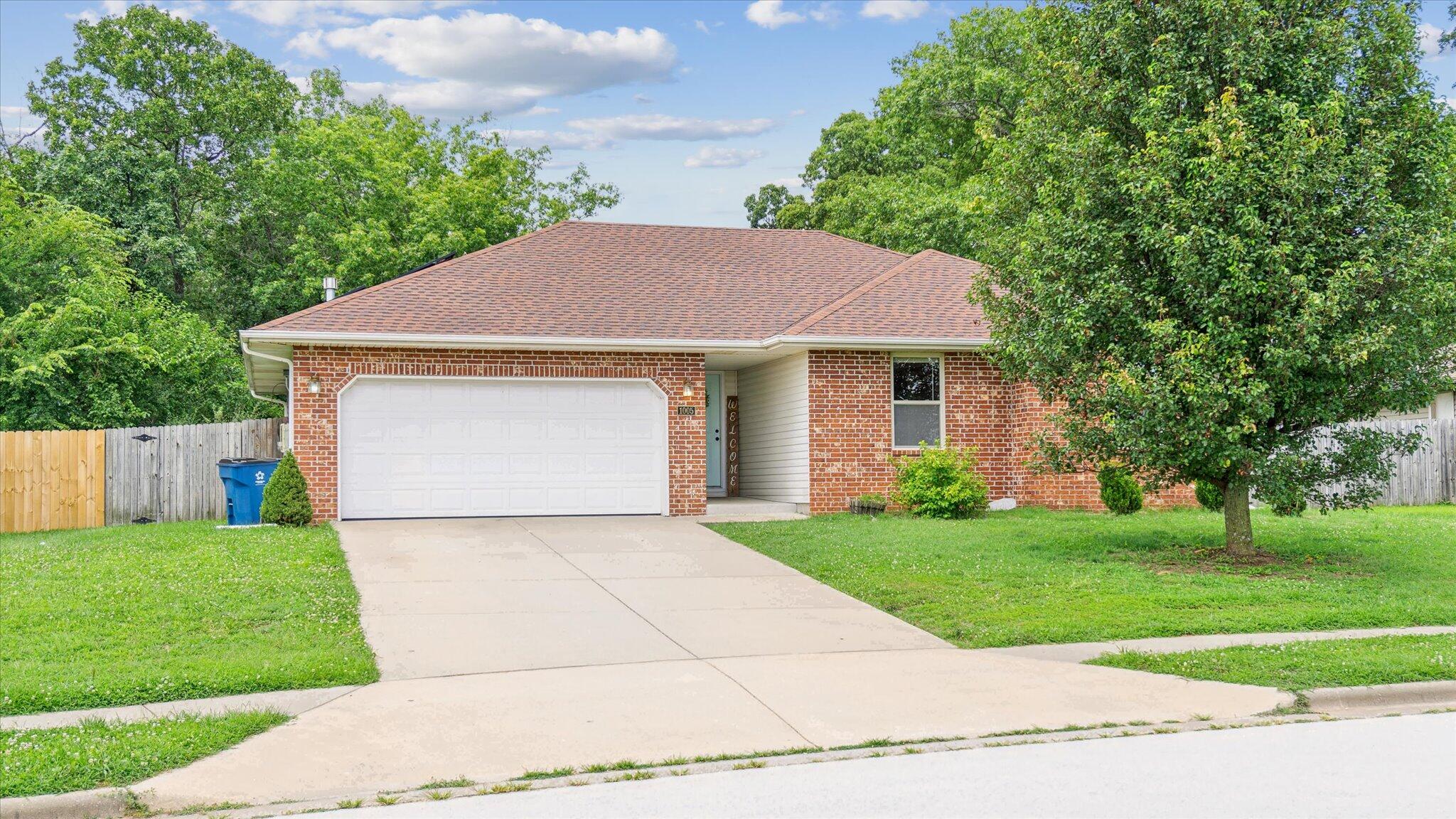 Hampton Dr, Ozark, MO 65721