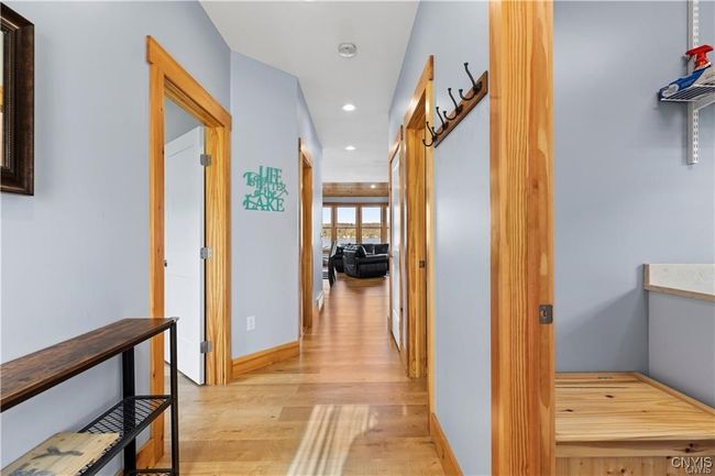 Main floor hall | Image 12