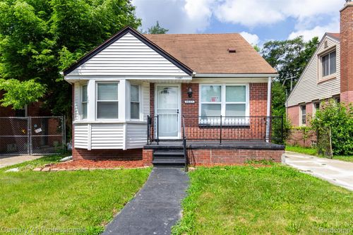 9037 Longacre St, Detroit, MI, 48228-1903 | Card Image