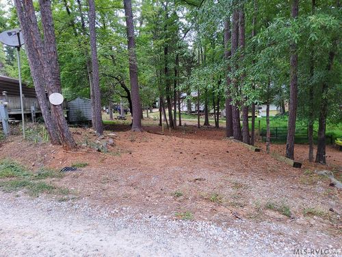 452 Looking Glass Trl, Bracey, VA, 23919-1789 | Card Image