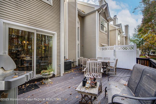 41 Durant Ave, Condo with 2 bedrooms, 3 bathrooms and null parking in Holmdel NJ | Image 31