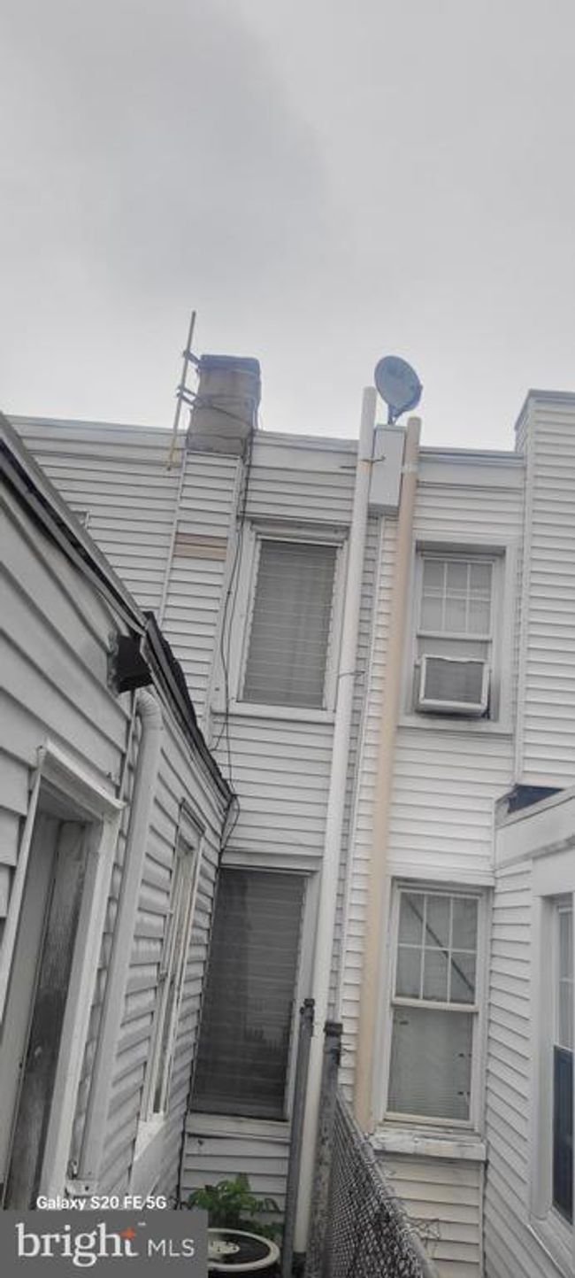 218 Stroud St, Townhouse with 2 bedrooms, 2 bathrooms and null parking in WILMINGTON DE | Image 5