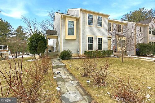 9512-9512 White Pillar Ter, GAITHERSBURG, MD, 20882-2812 | Card Image