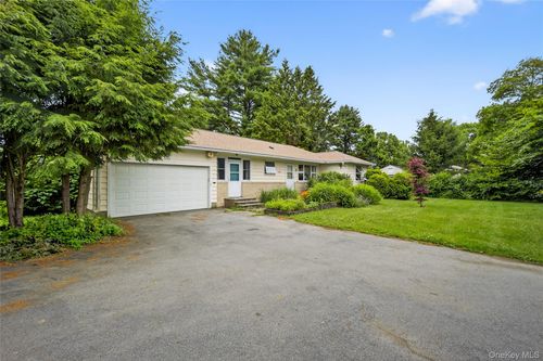 7641 N Broadway, Red Hook, NY, 12571-1445 | Card Image