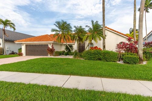 6155 Golf Villas Dr, Boynton Beach, FL, 33437-4119 | Card Image