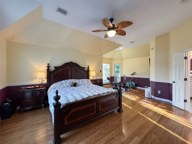 Primary Bedroom | Image 14
