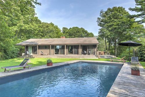 495 Maple Ln, Orient, NY, 11957 | Card Image