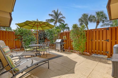 131 Ocean Cove Dr, Jupiter, FL, 33477-5982 | Card Image