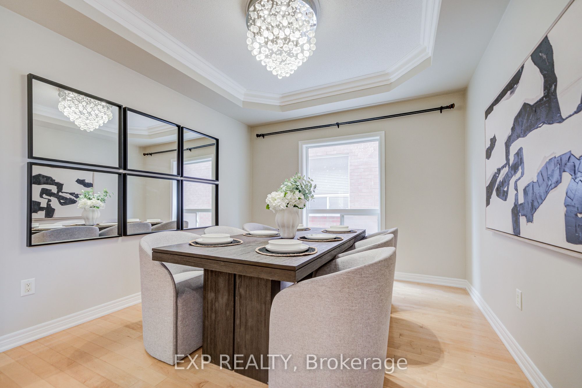 Residential in Richmond Hill 3