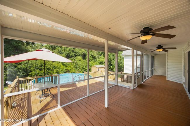 2639 Plumosa Dr, House other with 3 bedrooms, 3 bathrooms and 2 parking in Grimesland NC | Image 40