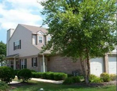 a-1670 Autumn Ave, Schaumburg, IL, 60193-6352 | Card Image