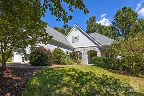 28 Clovelly Way, Asheville, NC, 28803-1901 | Card Image