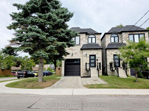 99A Leyton Ave, Toronto, ON, M1L3T9 | Card Image