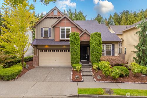 12050 167th Pl Ne, Redmond, WA, 98052-2754 | Card Image