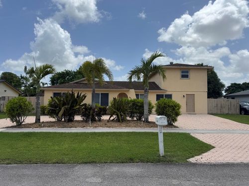881 Camellia Dr, Royal Palm Beach, FL, 33411-3465 | Card Image