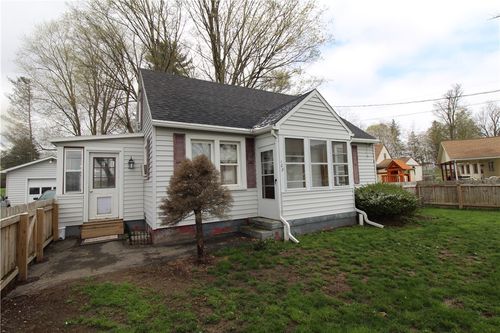 108 May St, Bath, NY, 14810-9753 | Card Image