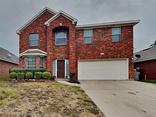 8213 Cedarcrest Ln, Fort Worth, TX, 76123-4631 | Card Image