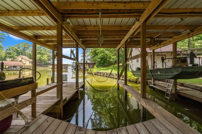 31 N Lakeview Dr, House other with 4 bedrooms, 2 bathrooms and 2 parking in Pointblank TX | Image 33