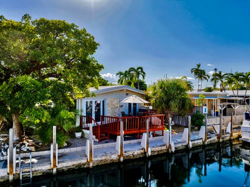644 26th Street Ocean, Marathon, FL, 33050-2281 | Card Image
