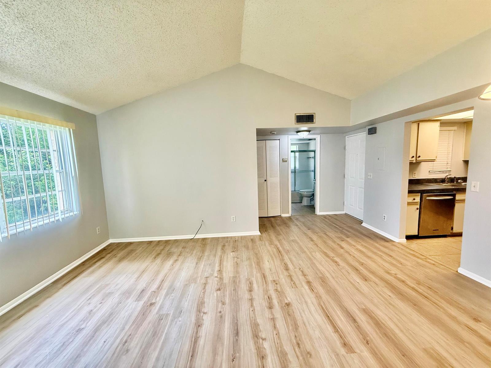 Residential Lease in Port St. Lucie 4