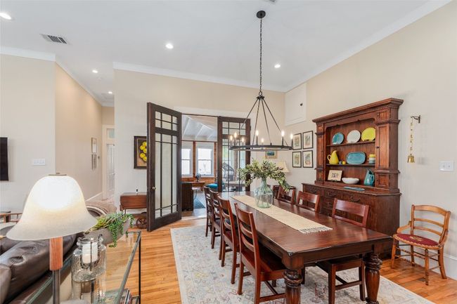Formal Dinning room | Image 5