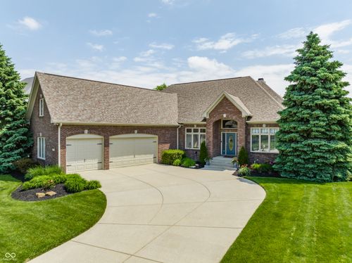 10784 Giselle Way, Fishers, IN, 46040-9492 | Card Image