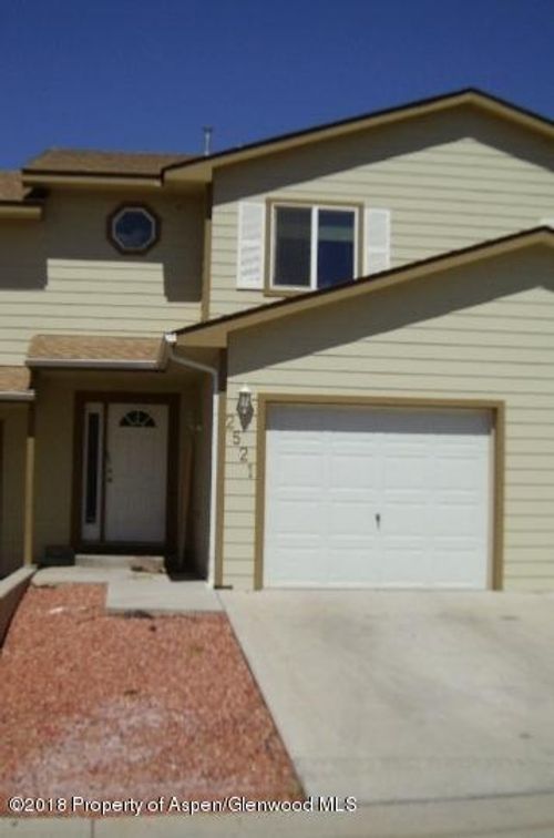 2521 Meadow Cir, Rifle, CO, 81650-3835 | Card Image