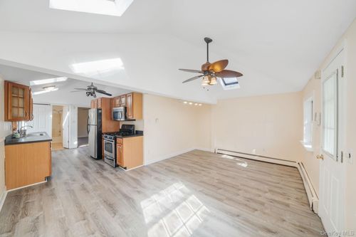 66 Palm Rd, Rocky Point, NY, 11778-9048 | Card Image