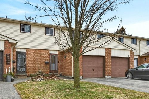 4-1350 Limeridge Rd E, Hamilton, ON, L8W1L6 | Card Image