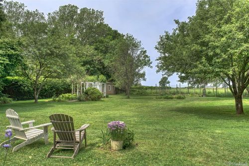 790 Oyster Ponds Ln, Orient, NY, 11957-1273 | Card Image