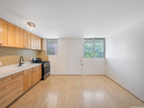 apt-304-1036 Green St, Honolulu, HI, 96822-3662 | Card Image