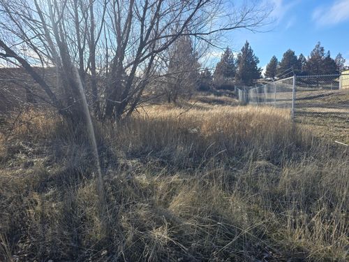 5800-0 Highway 140 E, Bly, OR, 97622 | Card Image