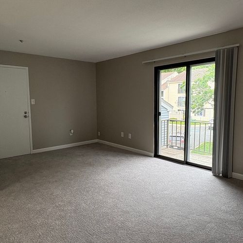 5-57 Village Brook Ln, Natick, MA, 01760-3818 | Card Image