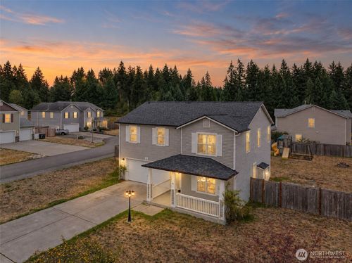 301 Easy St Se, Rainier, WA, 98576-9582 | Card Image