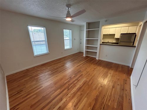206-808 Winflo Dr, Austin, TX, 78703-5234 | Card Image