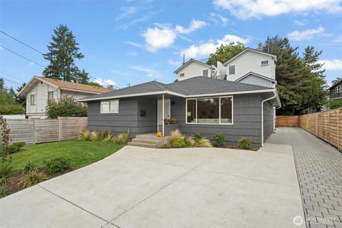 a-9728 57th Ave S, Seattle, WA, 98118-5804 | Card Image