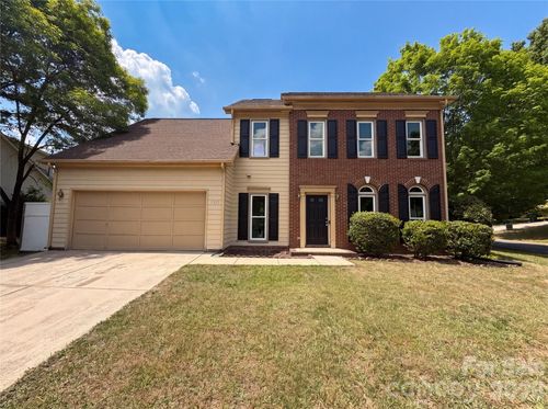 7523 Trotter Rd, Charlotte, NC, 28216-9731 | Card Image