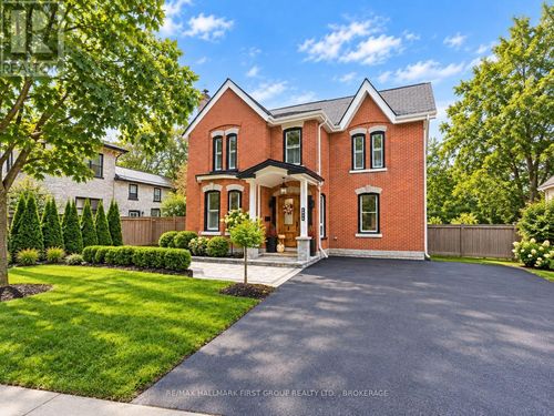 62 Alexander St, Belleville, ON, K8N2H3 | Card Image