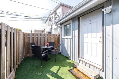 43.5 King St E, Bowmanville, ON, L1C1N1 | Card Image