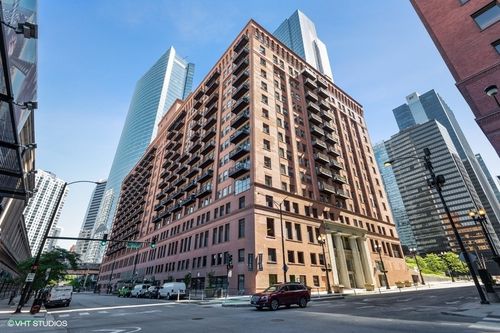 apt-726-165 N Canal St, Chicago, IL, 60606-1521 | Card Image