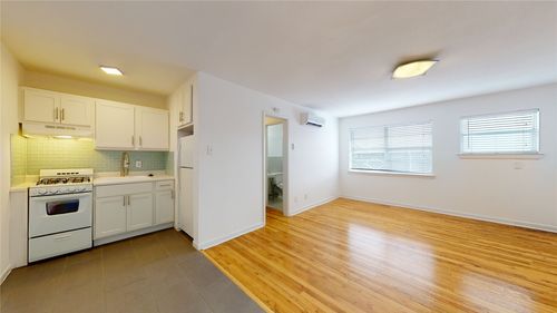 s1-2405 Abrams Rd, Dallas, TX, 75214-3648 | Card Image