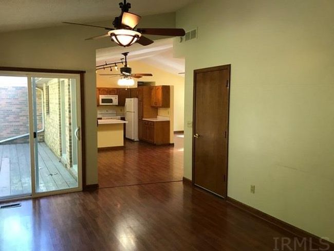5744 Spring Corner Rd, House other with 3 bedrooms, 2 bathrooms and null parking in Newburgh IN | Image 8