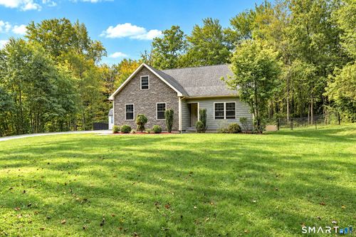 215 Smith Pond Rd, Watertown, CT, 06795-1438 | Card Image