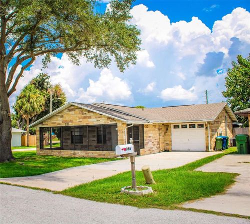 968 Sunshine Way Sw, Winter Haven, FL, 33880-2026 | Card Image